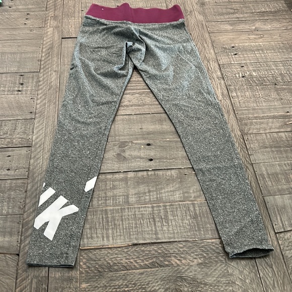 PINK XS CROPPED YOGA PANTS. Bundle2Save - Picture 5 of 5